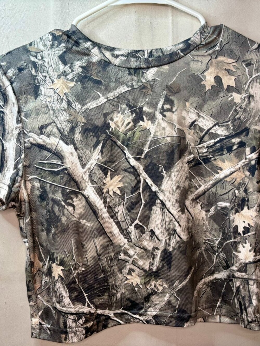 Junior's Women's SHEIN Size L - Trees & Leaves Short Sleeve Crop Top